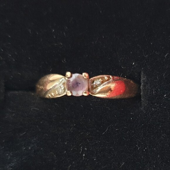 Dainty Vintage 10K Gold Lavender Sapphire & Diamond Nature-Inspired Leaf Ring - Picture 14 of 14